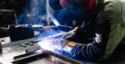 Ofertas de empleo: Buscan un cadista y un soldador