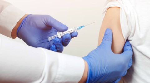 Vacunación antigripal gratuita en la Provincia: a quienes convocan y dónde pueden aplicarse las dosis