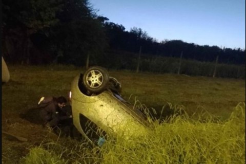 Le robaron el auto y se enteró que estaba volcado junto a la Ruta 24