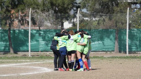 Juegos BA: el futbol femenino de Rodríguez sub 14 clasificó para la final en Mar del Plata.