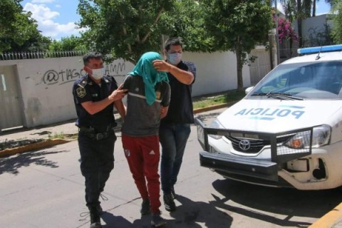 Capturaron a un joven imputado por el violento raid delictivo en barrio La Posta
