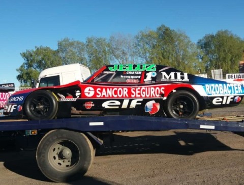 Las "Chevys campeonas" de Guillermo Ortelli "durmieron" en General Rodríguez en el camino a su última carrera