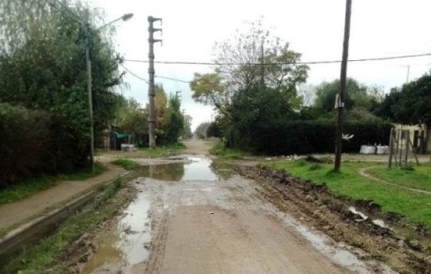 Vecinos de Villa Vengochea reclaman por los desperdicios acumulados en las calles y el mal olor