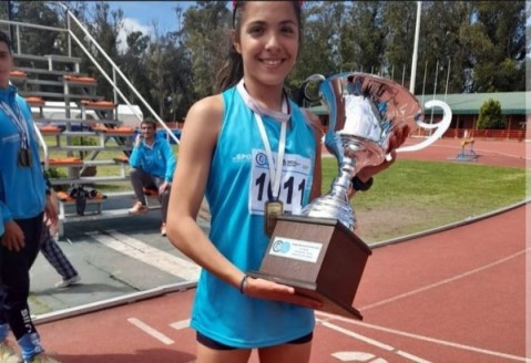 Quién es Delfina Molina, atleta de 14 años que clasificó a los Juegos Sudamericanos Escolares 2022