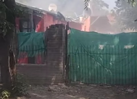 Voraz incendio dejó sin nada a un vecino y apelan a la solidaridad para ayudarlo