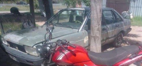 Le robaron a una familia el auto que habían dejado frente a su casa en barrio Los Cedros