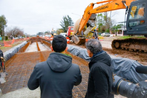 Katopodis recorrió junto a Mauro García las obras de Av Balbín y el comienzo en Teresa Mastellone