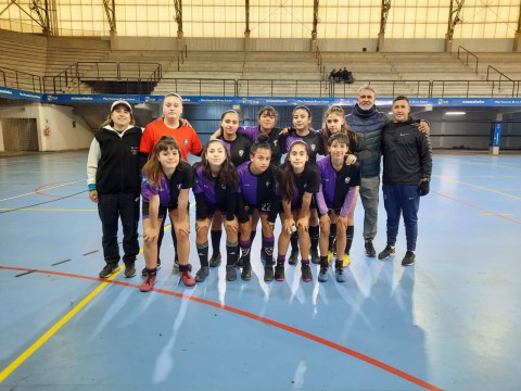 Las chicas del futsal femenino rodriguense pasaron a la final de los Juegos Bonaerenses con una goleada