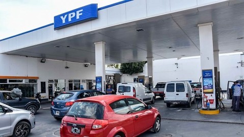 Las estaciones de servicio YPF seguirán aceptando pagos con tarjeta de crédito