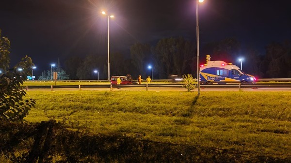 Susto para una pareja en la Autopista