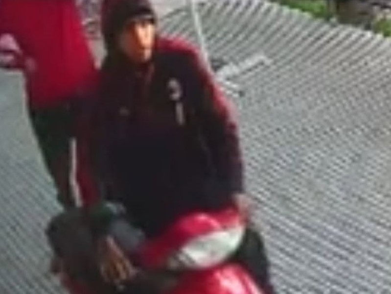 Le robaron la moto mientras estaba estacionada en pleno casco urbano: &ldquo;Necesito saber qui&eacute;nes son&rdquo;