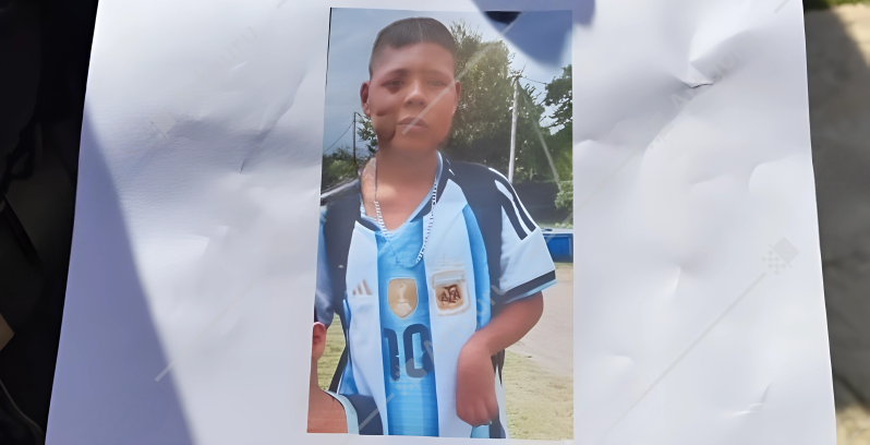 Desapareci&oacute; un nene de 13 a&ntilde;os hace 24 horas y su familia lo busca desesperadamente
