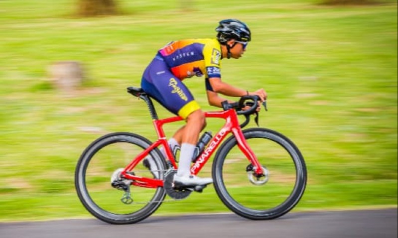 Ayuda para cumplir un sue&ntilde;o: ciclista rodriguense busca volver a competir en Europa
