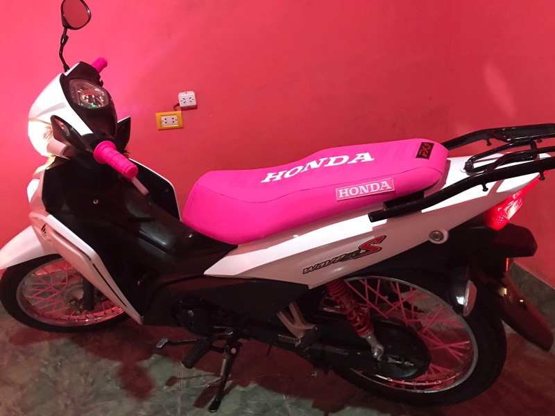 "Fue una entrega": motochorros armados los interceptaron cuando volv&iacute;an de comprar