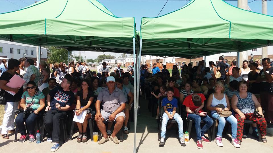 entrega-viviendas-bicentenario-1