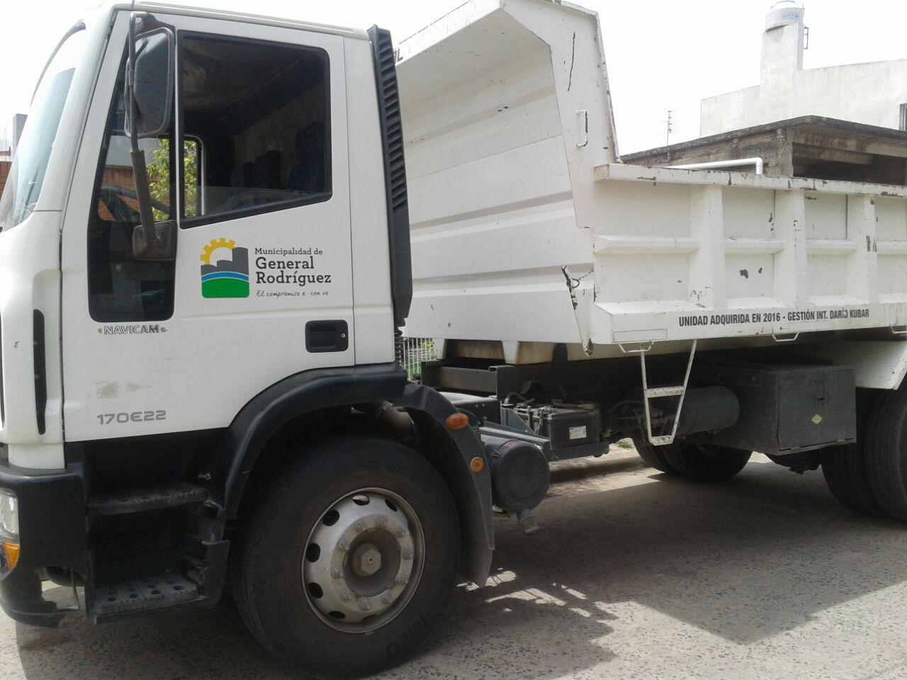 choque-auto-camion-municipal-3