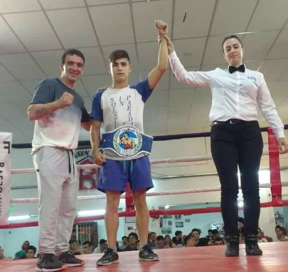 seba-castillo-box