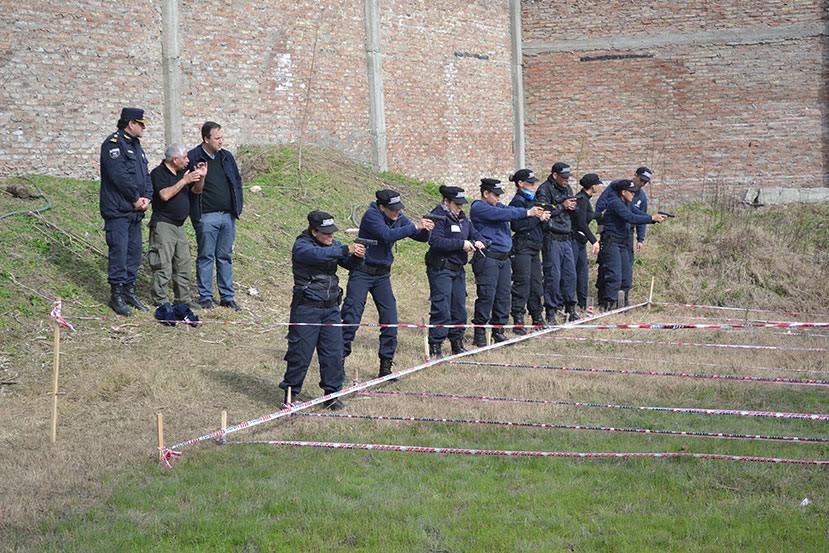 disparos-tiros-policia-local-anghileri