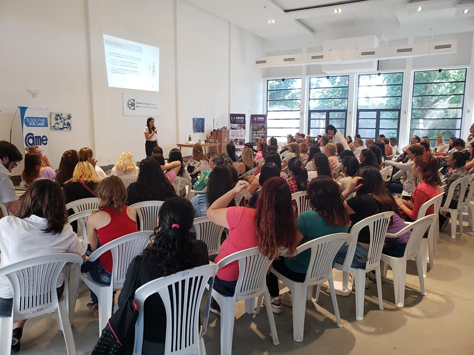 capacitacion-emprende-mujer-2