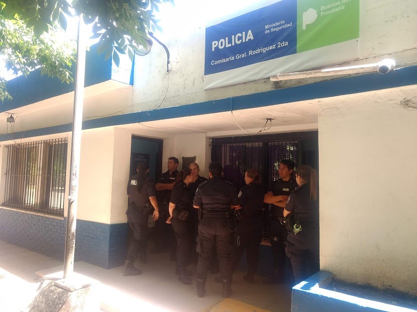 comisaria-segunda-con-policias-1