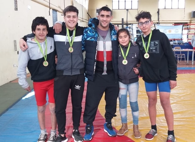 juegos-bonaerenses-2019-etapa-regional-lucha-13