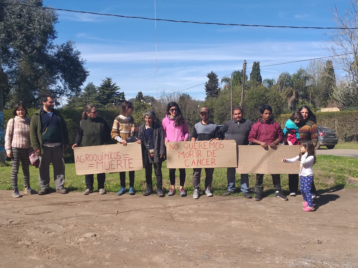 vecinos-denuncian-fumigacion-agroquimicos-1