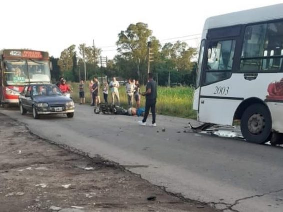 colectivo-moto-choque-rodriguenses-alvarez-2