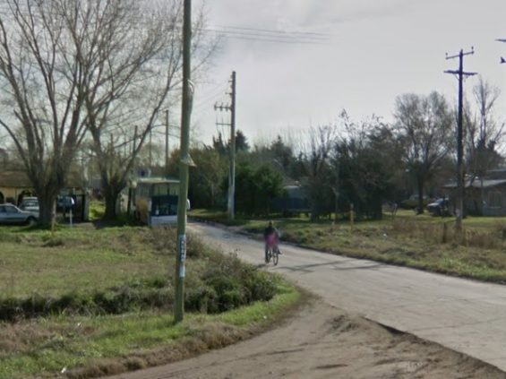 los-aromos-ruta-24-y-sarmiento