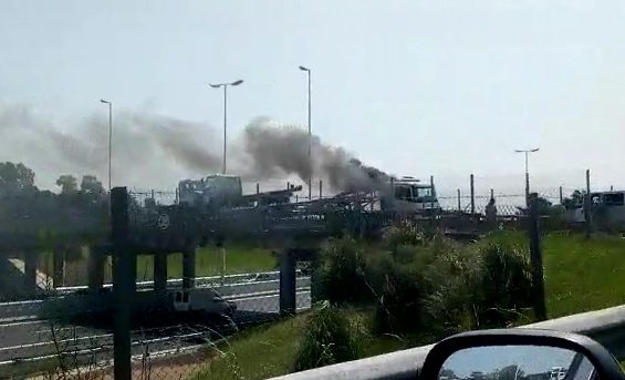 camion-incendiado-puente-alvarez-1