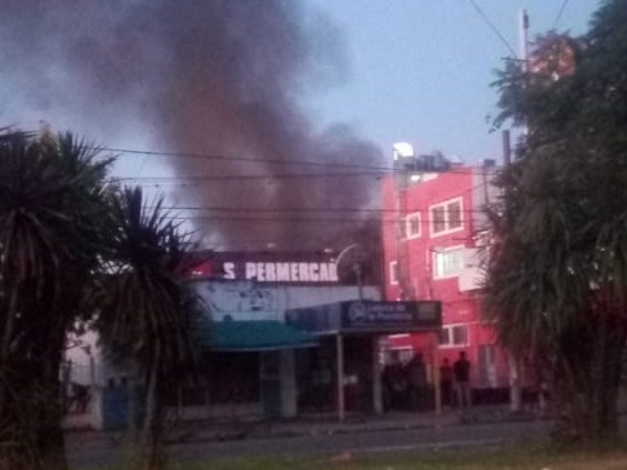 incendio-supermercado-conquista-3