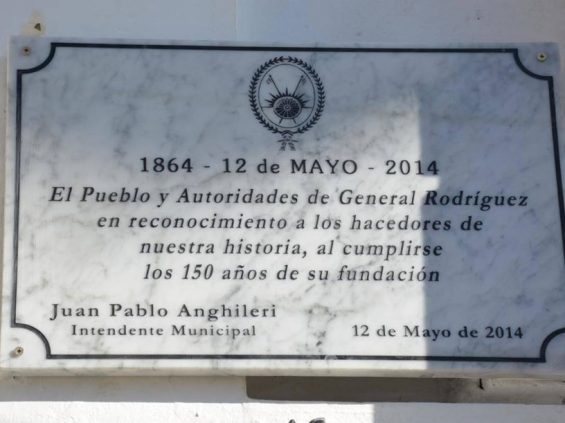 acto-156-aniversario-pueblo-gral-rodriguez-placas-6