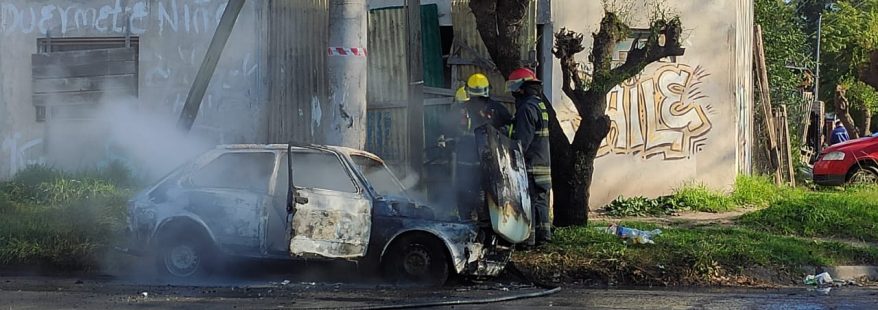incendio-auto-luis-agote-1
