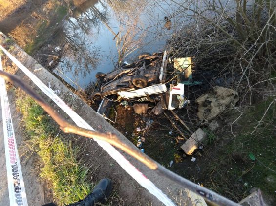 accidente-camioneta-puente-irigoyen-1